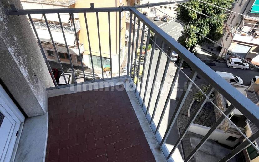 Trilocale buono stato, quarto piano, Centro, Arenzano — foto 4 di 39