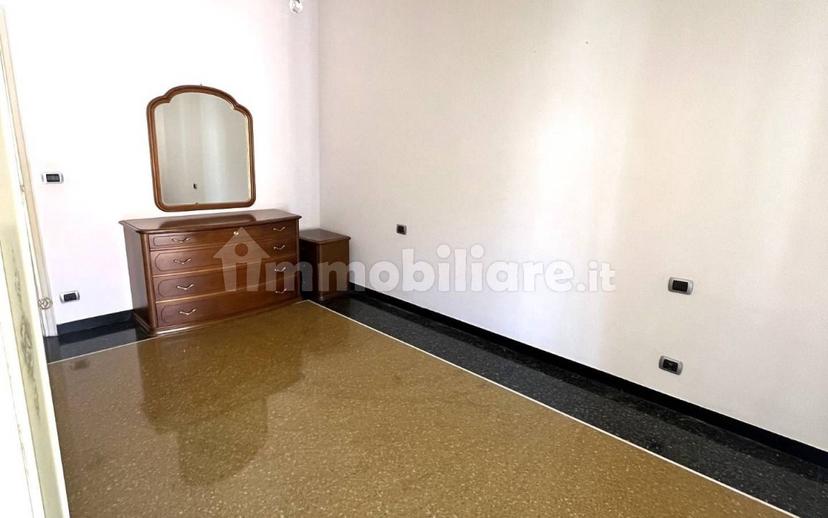 Trilocale buono stato, quarto piano, Centro, Arenzano — foto 30 di 39