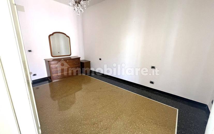 Trilocale buono stato, quarto piano, Centro, Arenzano — foto 37 di 39