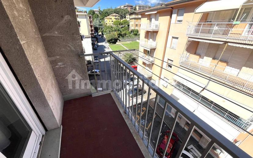 Trilocale buono stato, quarto piano, Centro, Arenzano — foto 25 di 39