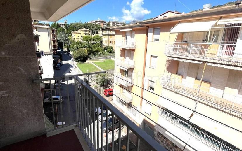 Trilocale buono stato, quarto piano, Centro, Arenzano — foto 19 di 39