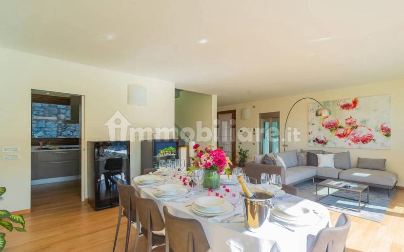 Villa unifamiliare via Edoardo Bonardi 50, Tavernola, Como — foto 4 di 41