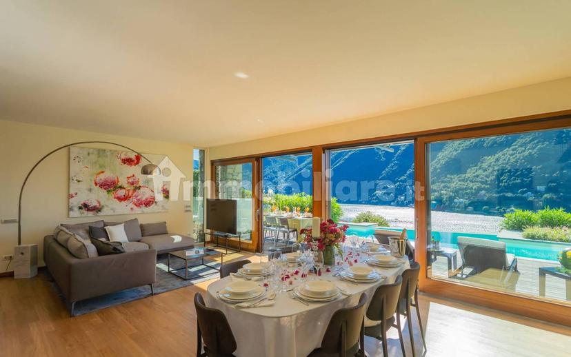Villa unifamiliare via Edoardo Bonardi 50, Tavernola, Como — foto 5 di 41