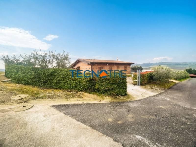 Villa unifamiliare Contrada Collelungo 24, Monsampolo del Tronto — foto 2 di 23