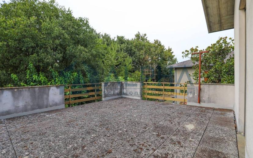 Villa unifamiliare via Trentola, Roncadello, Forlì — foto 8 di 25
