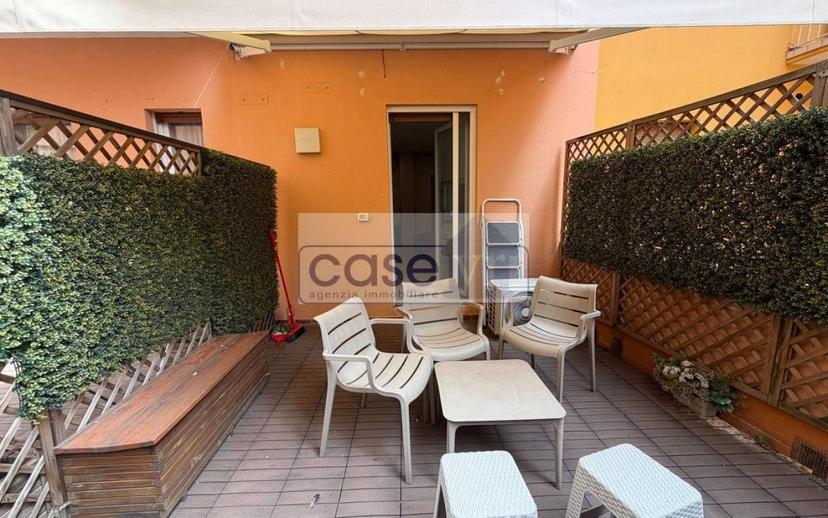 Bilocale via Tezone, 8, Cittadella - Porta Nuova, Verona