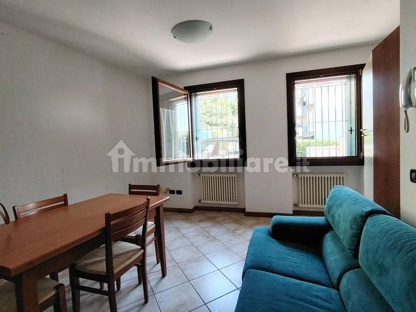 Bilocale via Francesco Ferrarin 37, Centro, Thiene — foto 13 di 26