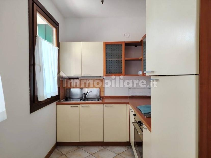Bilocale via Francesco Ferrarin 37, Centro, Thiene — foto 22 di 26