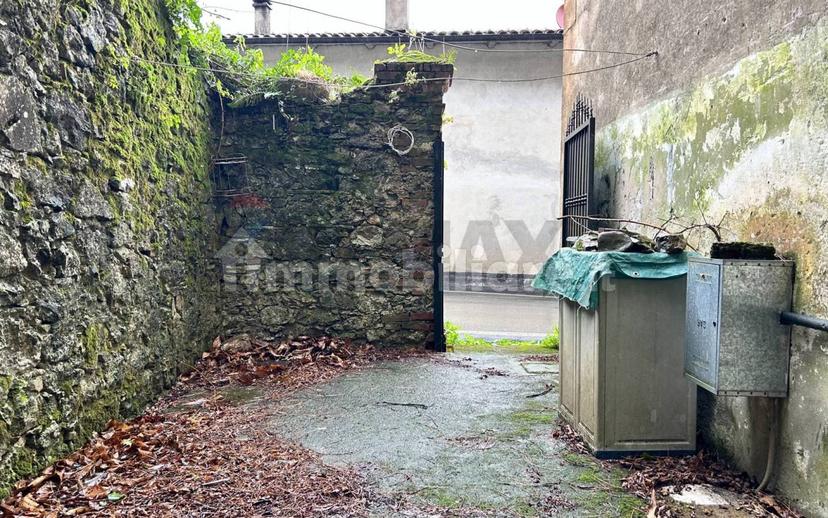 Trilocale buono stato, su più livelli, Centro, Arcola — foto 17 di 31