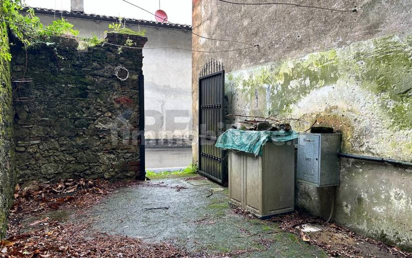 Trilocale buono stato, su più livelli, Centro, Arcola — foto 15 di 31
