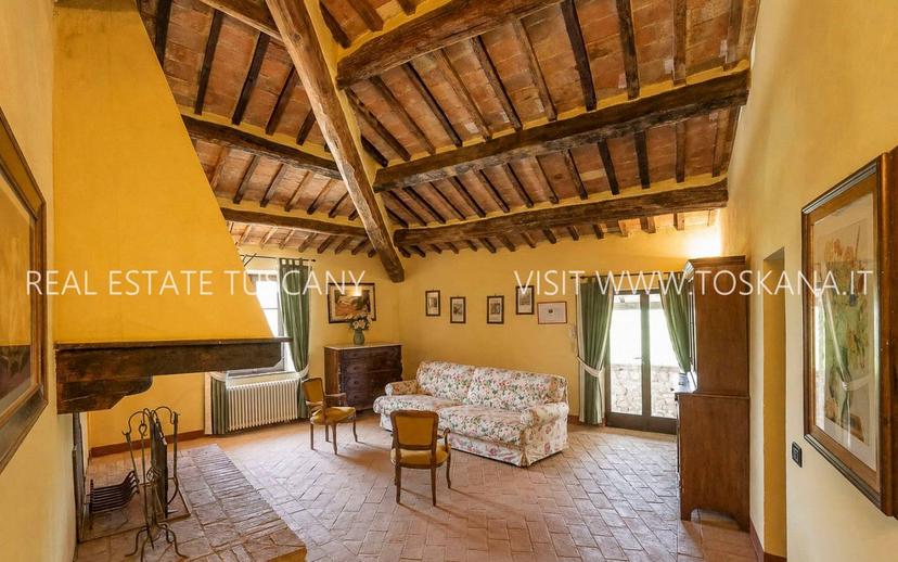 Casa colonica Strada Provinciale di Chiusdino, Centro, Chiusdino — foto 2 di 52