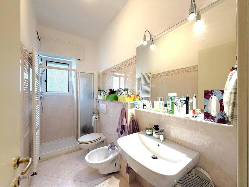 Trilocale Villaggio Fanfani 13, Centro, Valdagno — foto 22 di 28