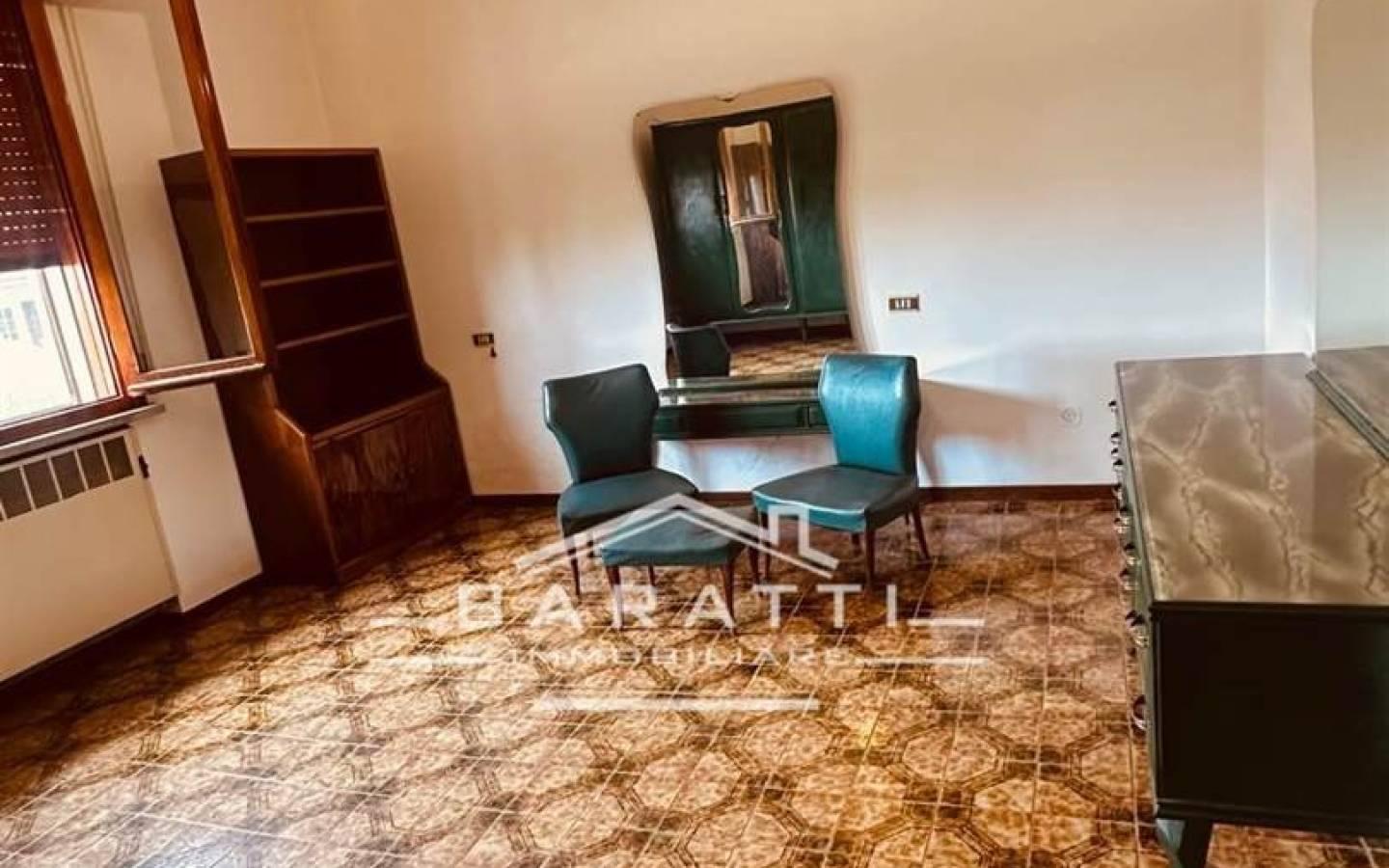 Villa bifamiliare via G. Leopardi 15, Borgoforte, Borgo Virgilio
