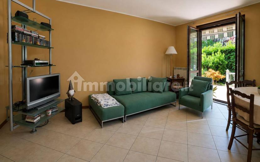 Bilocale ottimo stato, su più livelli, Lallio — foto 10 di 13