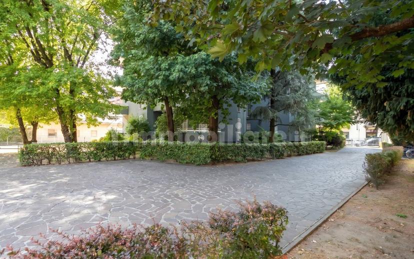 Trilocale via Dante Alighieri, Centro, Concorezzo — foto 6 di 27