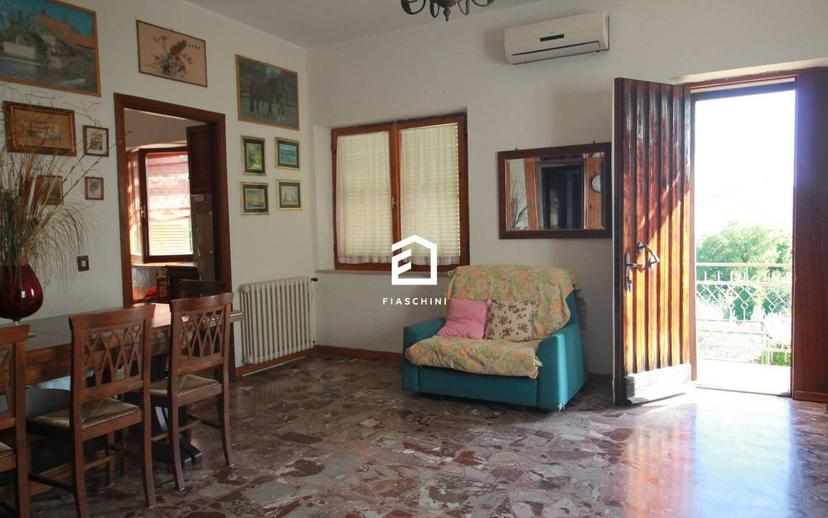 Villa unifamiliare Vocabolo Cipresso, Giove — foto 12 di 54