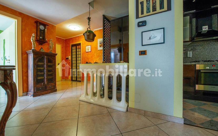 Trilocale via Cristoforo Colombo 9, Dormelletto — foto 9 di 38