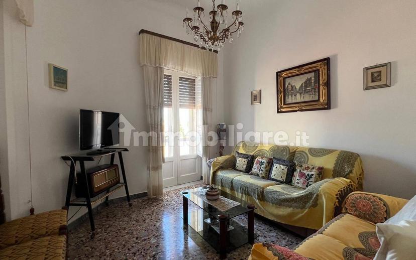 Appartamento via Roberto Sarfatti, Ceglie Messapica — foto 18 di 31