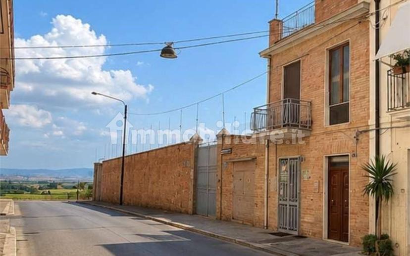Quadrilocale buono stato, primo piano, Centro, Lucera — foto 13 di 16
