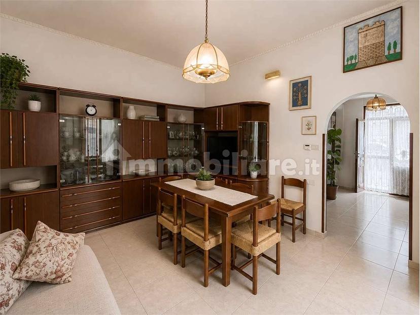 Quadrilocale buono stato, primo piano, Centro, Lucera — foto 4 di 16