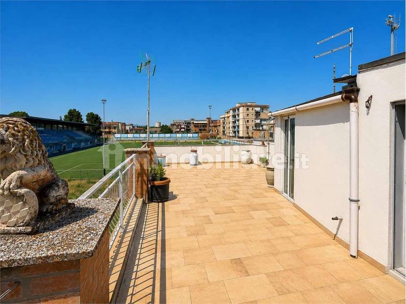 Quadrilocale buono stato, primo piano, Centro, Lucera — foto 15 di 16