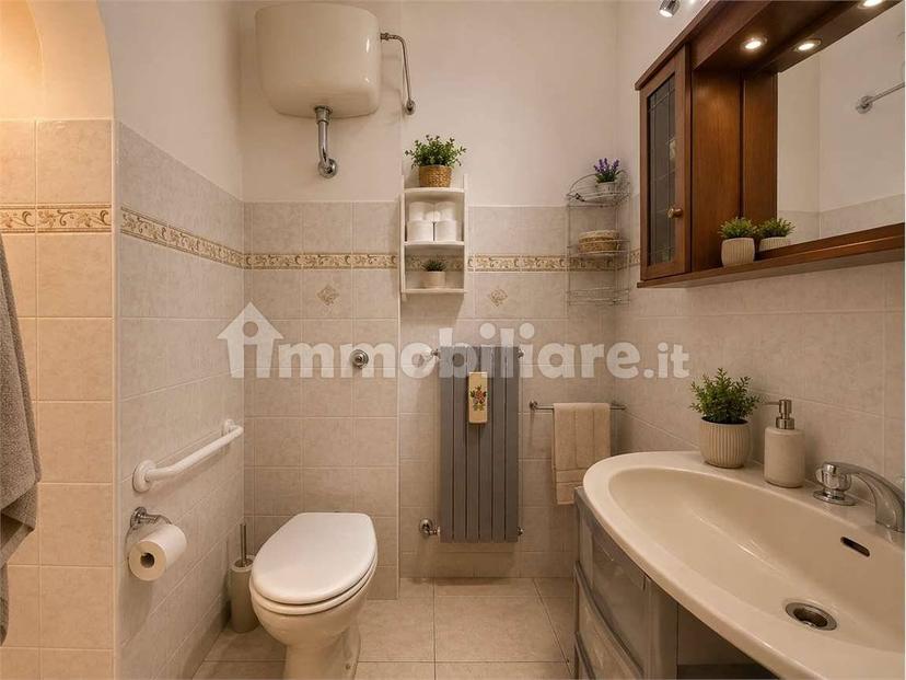 Quadrilocale buono stato, primo piano, Centro, Lucera — foto 16 di 16