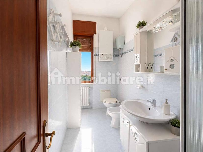 Quadrilocale buono stato, primo piano, Centro, Lucera — foto 3 di 16