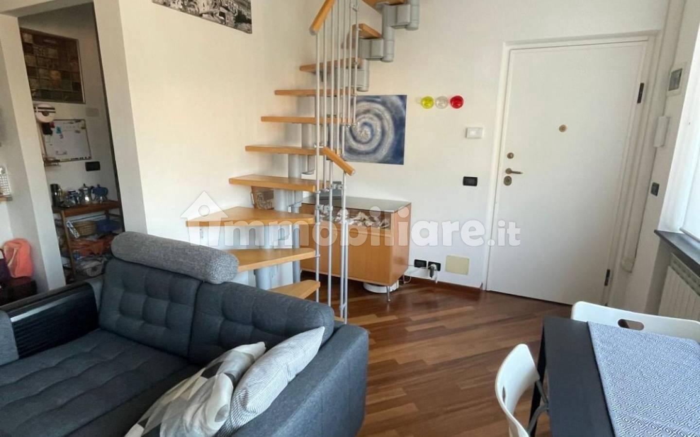 Trilocale ottimo stato, su più livelli, Pineta, Arenzano