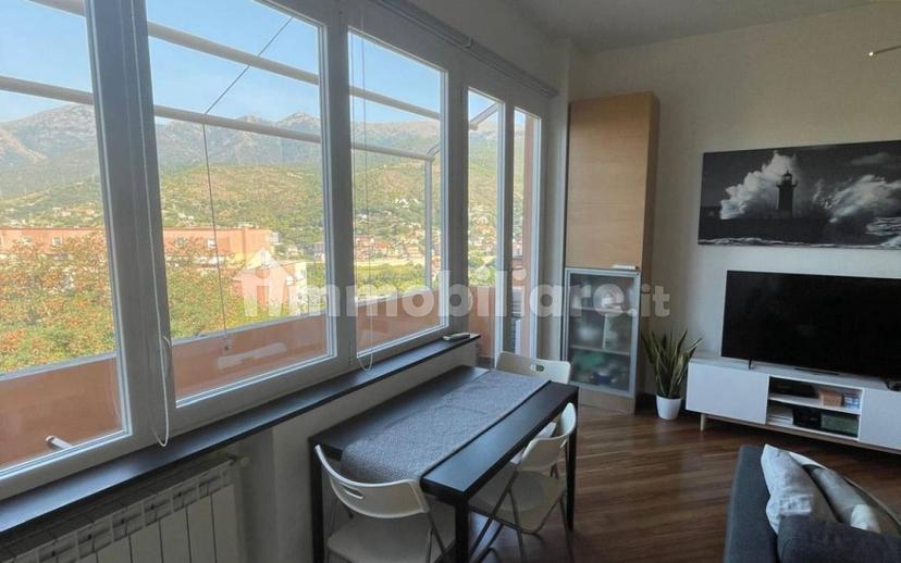 Trilocale ottimo stato, su più livelli, Pineta, Arenzano — foto 4 di 29