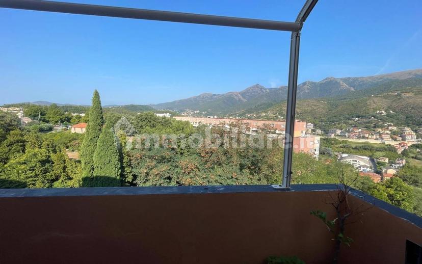 Trilocale ottimo stato, su più livelli, Pineta, Arenzano — foto 12 di 29