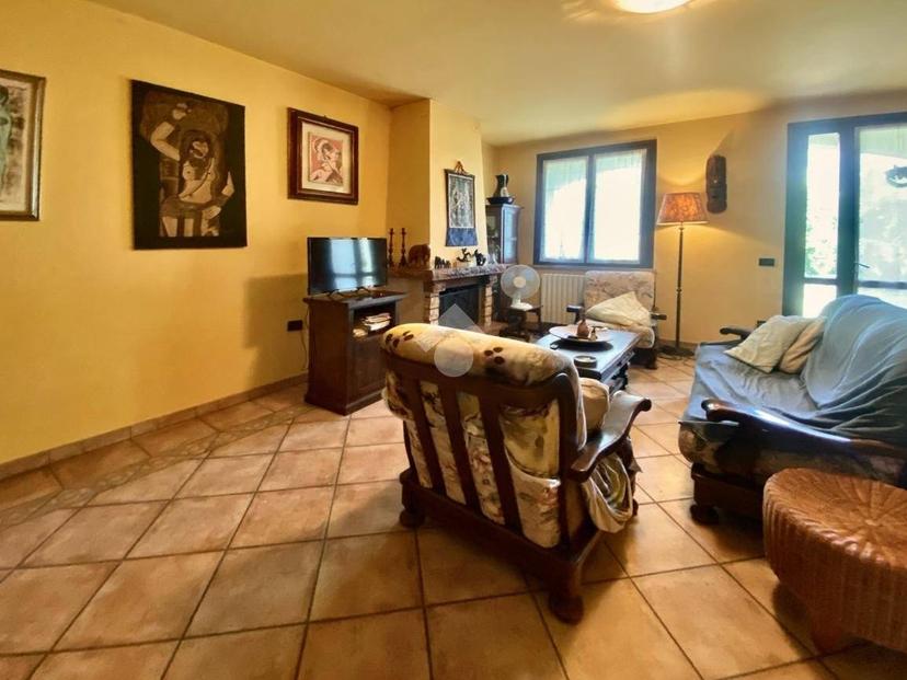 Quadrilocale via cantone, Centro, Reggiolo — foto 29 di 30