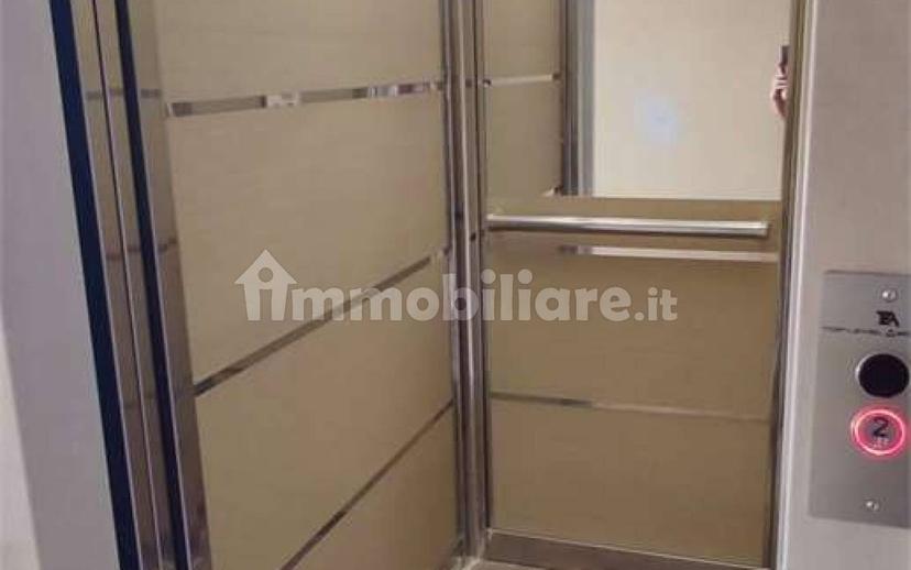 Trilocale via Lombardia, 11, Castellanza — foto 4 di 21
