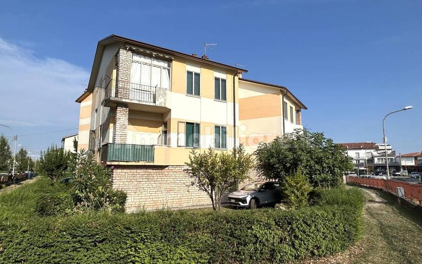 Quadrilocale via Sette Comuni 17, Centro, Thiene — foto 3 di 11