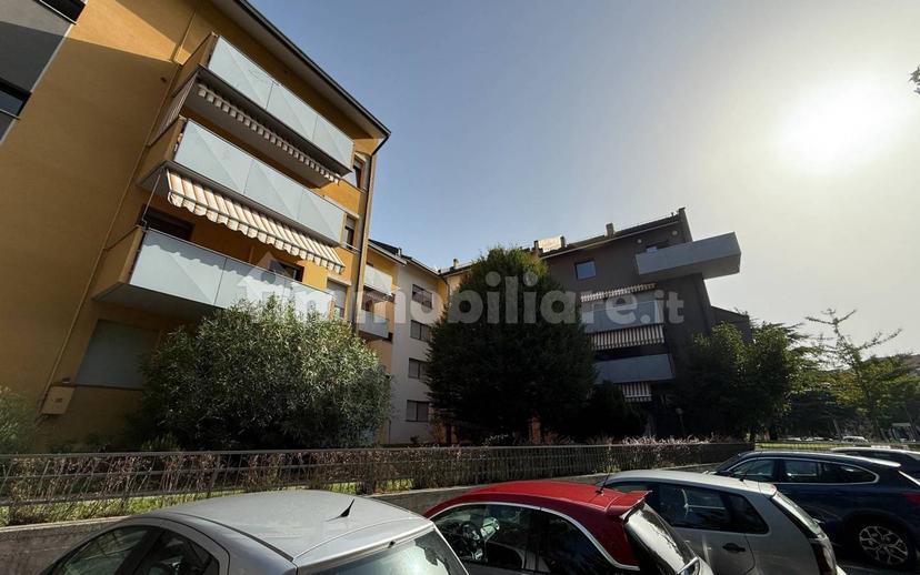 Trilocale via Aldo Moro 22, Centro, Sondrio — foto 2 di 44