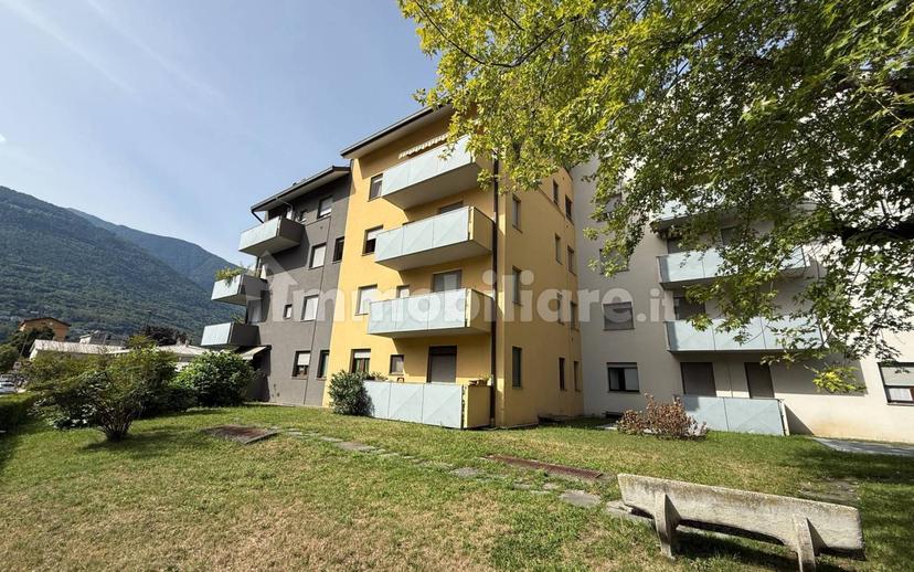 Trilocale via Aldo Moro 22, Centro, Sondrio — foto 30 di 44