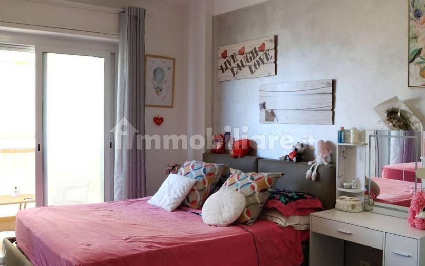 Trilocale via Colonnello Aprosio 81, Centro, Vallecrosia — foto 13 di 15