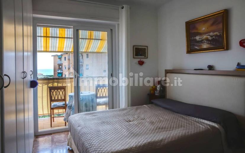 Trilocale via Colonnello Aprosio 81, Centro, Vallecrosia — foto 7 di 15