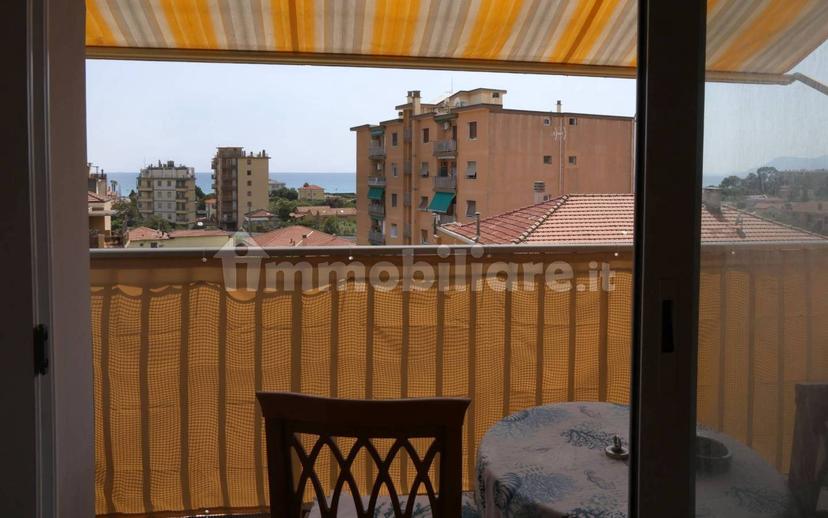 Trilocale via Colonnello Aprosio 81, Centro, Vallecrosia — foto 12 di 15
