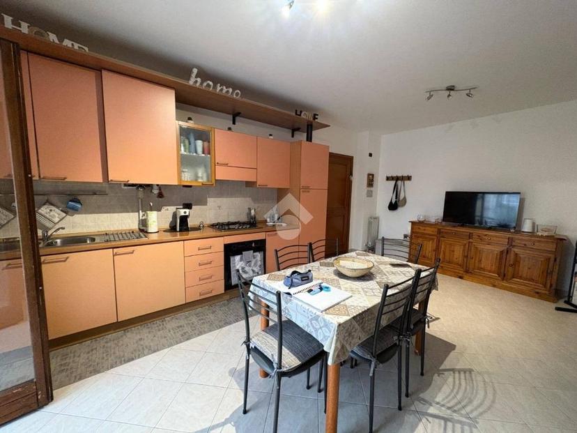 Bilocale via Aldo Moro 43, Bastia, Bastia Umbra — foto 2 di 22