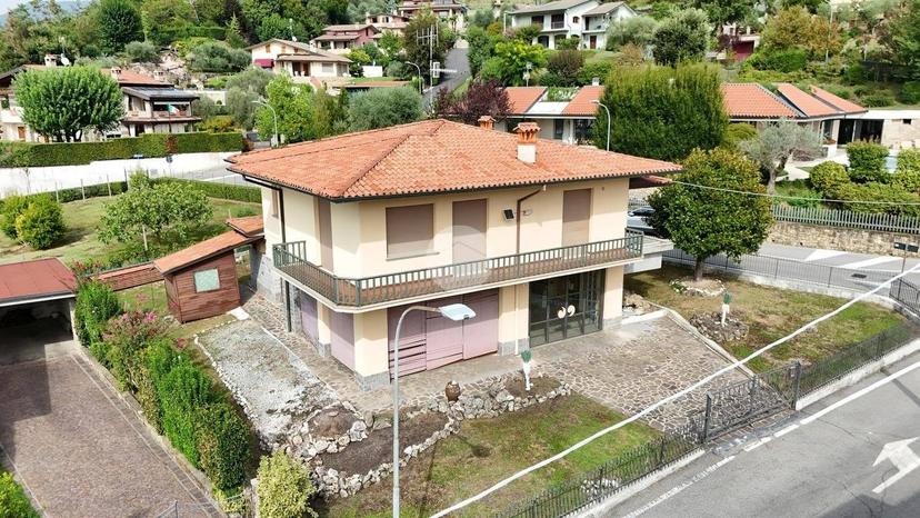 Villa unifamiliare via Dante Alighieri 21, Capriolo — foto 14 di 22