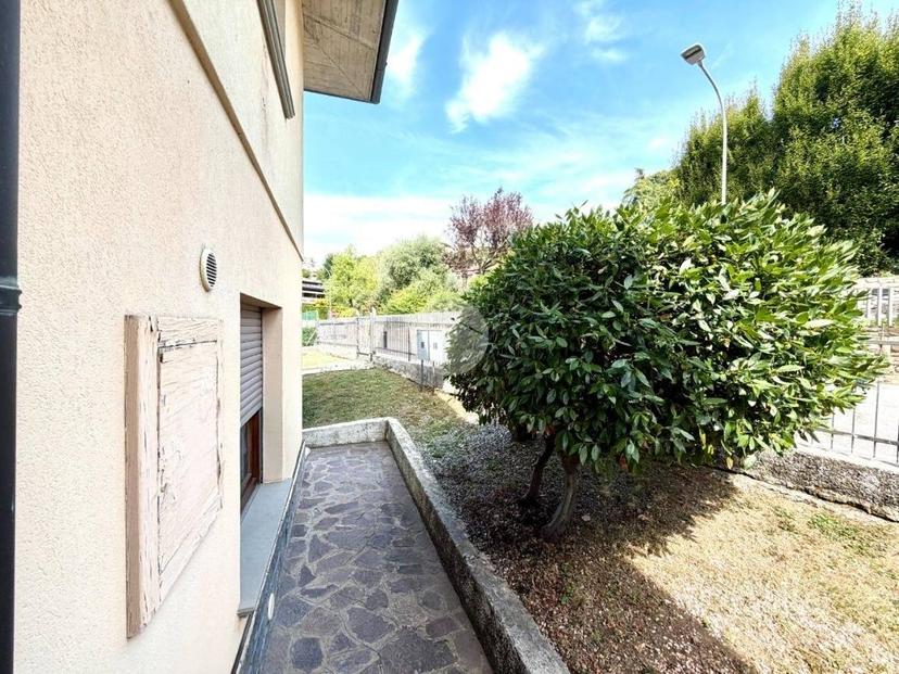 Villa unifamiliare via Dante Alighieri 21, Capriolo — foto 11 di 22