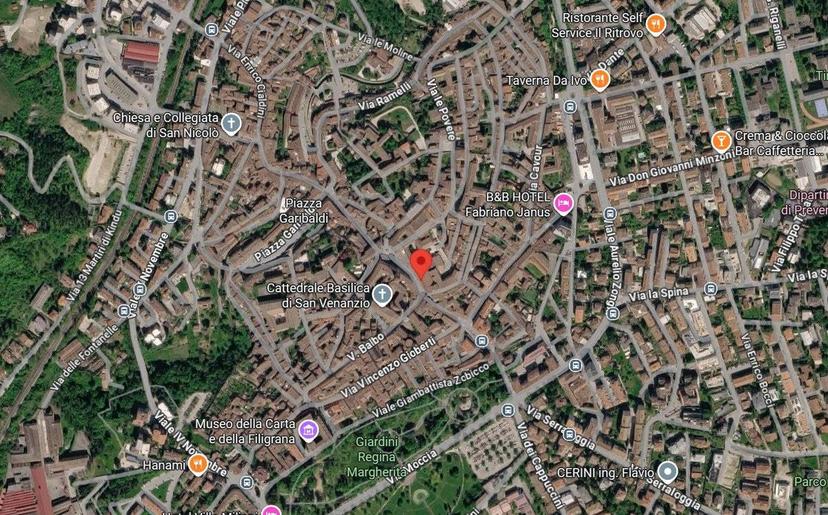 Appartamento corso della Repubblica 15, Centro, Fabriano — foto 6 di 11