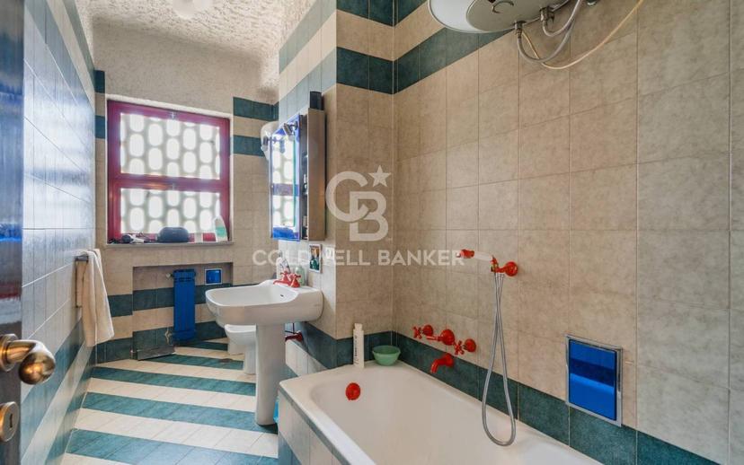 Villa unifamiliare Vico D'Amely 1, Santo Spirito, Bari — foto 5 di 37