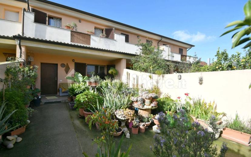 Villa a schiera via Leonardo Alagon, Dolianova — foto 6 di 40