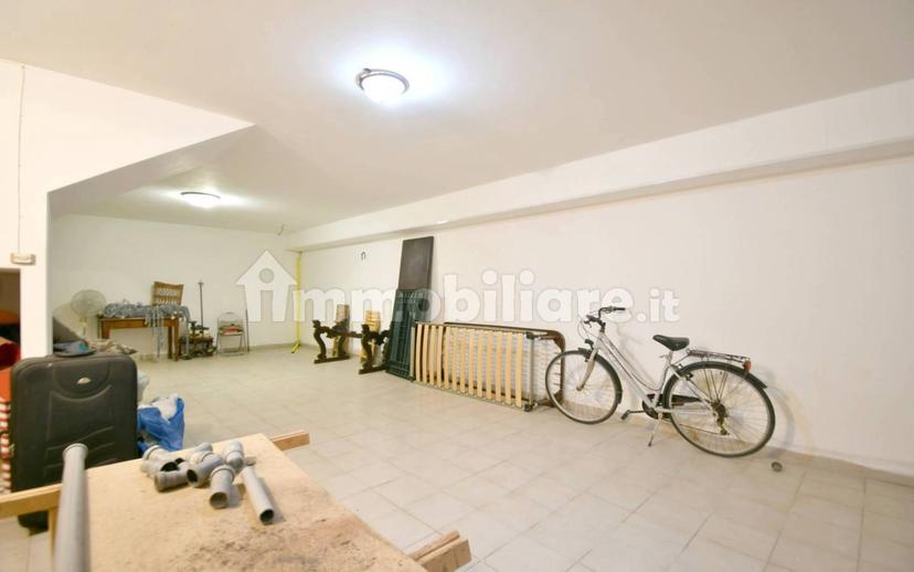 Villa a schiera via Leonardo Alagon, Dolianova — foto 2 di 40