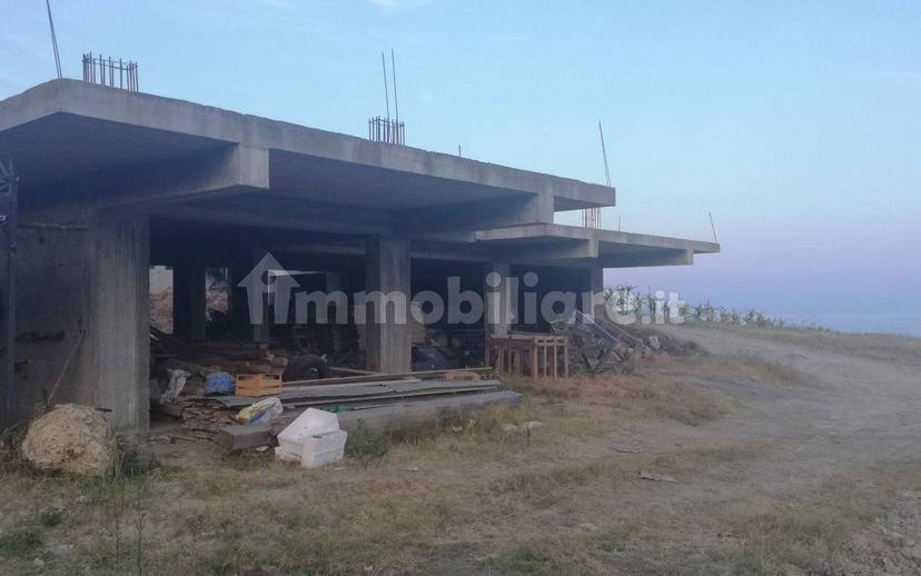Villa bifamiliare via Nazionale, Riace Marina, Riace — foto 2 di 5