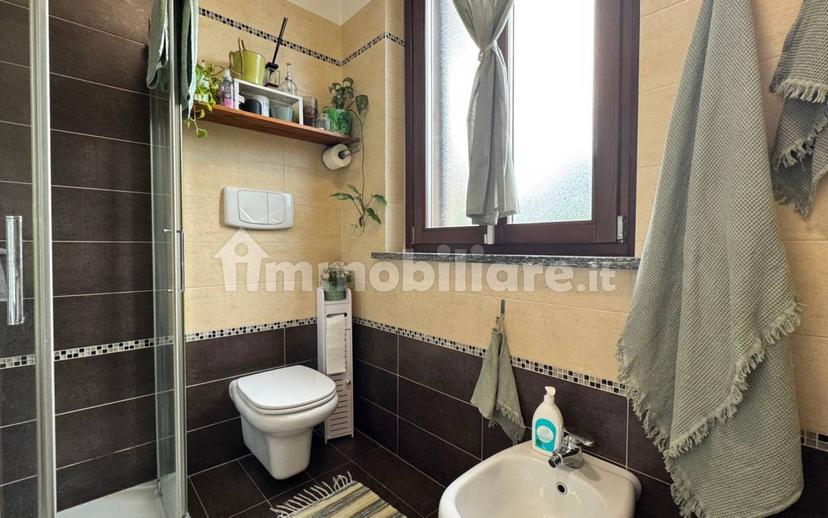 Bilocale via Carlo Agrati 16, Meda — foto 6 di 25