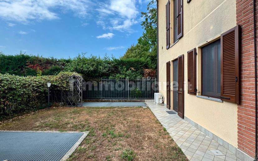 Bilocale via Carlo Agrati 16, Meda — foto 19 di 25