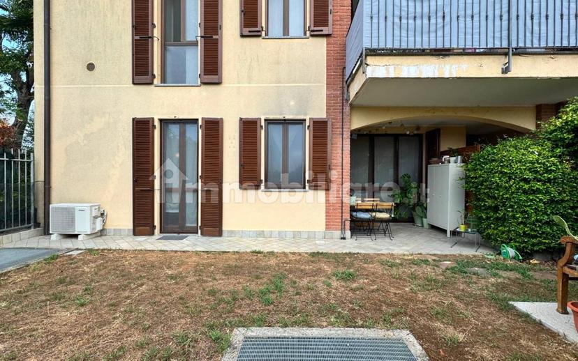 Bilocale via Carlo Agrati 16, Meda — foto 7 di 25