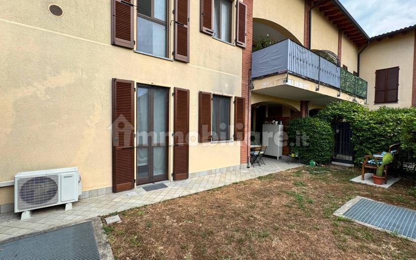 Bilocale via Carlo Agrati 16, Meda — foto 22 di 25